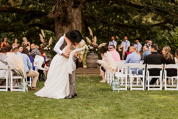 Gage-Mckayla-Adeline-Farm-Wedding-Photos-2021-9309