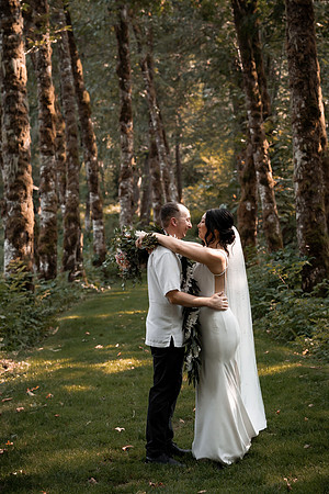 Ryan-Lynsie-Bridal-Veil-Lakes-Portland-Oregon-Weddingg-61