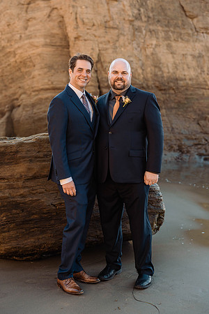 Lacey-Tom-Depoe-Bay-Oregon-Elopement-Photos-9980