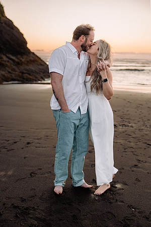 Kannon-Ashley-Surpise-Proposal-Rock-Neskowin-Oregon-Photos (42 of 94)