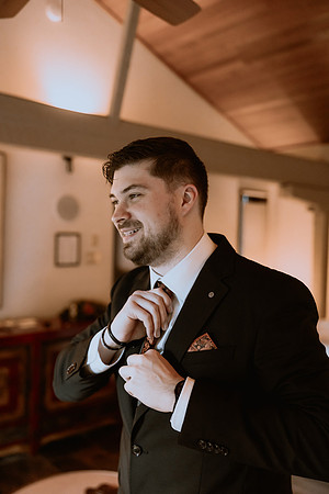 Chase-Beca-Kingston-House-Wedding-Photos-36