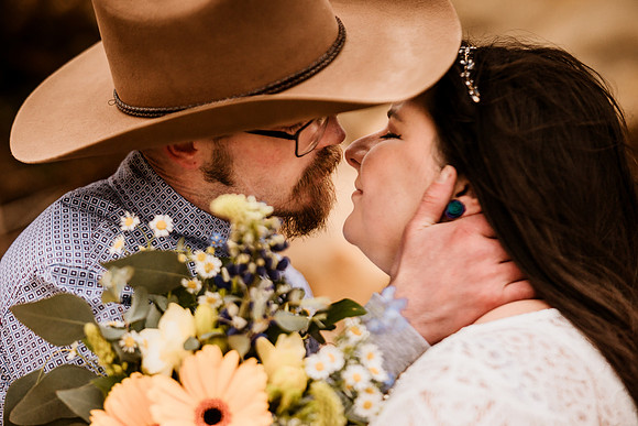 Trevyn-Ky-Otter-Crest-Devils-Punchbowl-Depoe-Bay-Oregon-Elopement-Photos-9623