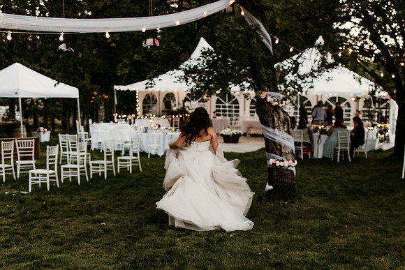 Connor-Cierra-Ranier-Washington-Barn-Rustic-Wedding-Washington-Wedding-Photos-0826