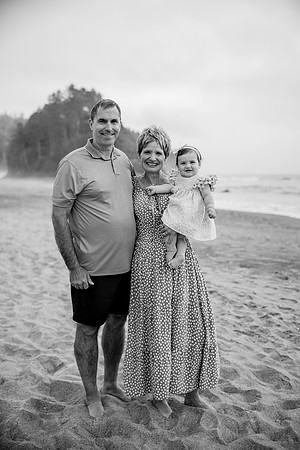 Marybeth-Neskowin-Oregon-Family-Photos-2025 (6 of 78)