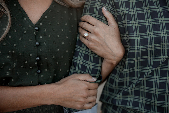 Justin-Megan-Forgarty-Creek-Engagement-Family-Photo-Session-12