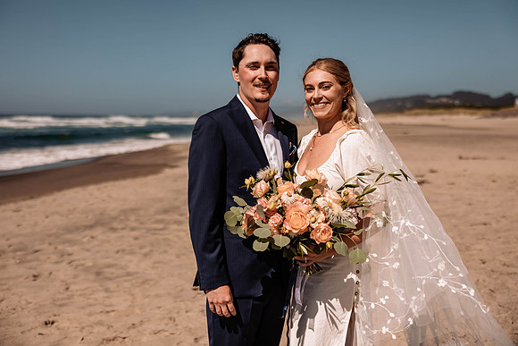 Graeson-Helen-Neskowin-Elopement-Photos-9427