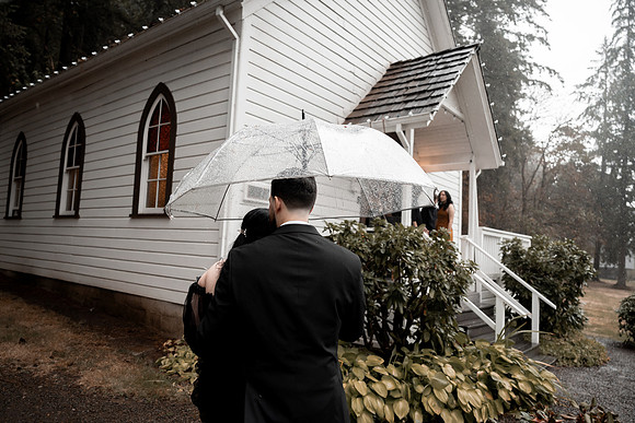 Steven-Jenna-Pioneer-Church-Oregon-Weddin-Photos-17