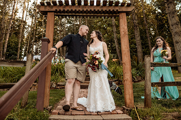 Nick-Melissa-backyard-Oregon-Wedding-2022-54