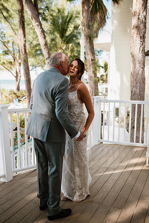 Bennett-Tamra-Sunset-Beach-House-Wedding-Saint-Peterburg-Florida-2021-5833