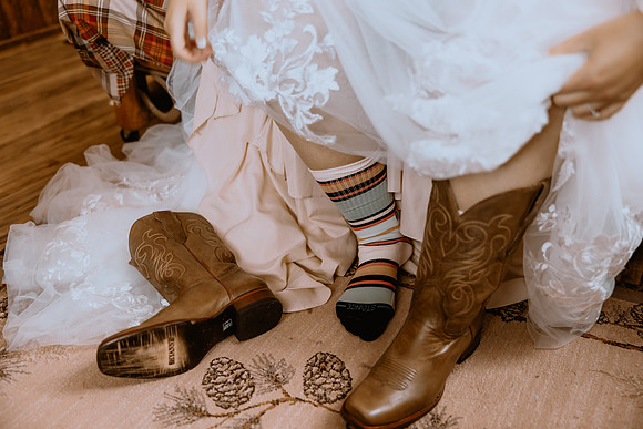 DYLAN-CLAIRE-WEDDING-GETTING-READY-34