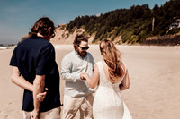 Ty-Sandy-lincoln-city-oregon-roads-end-elopement-photographer-9458