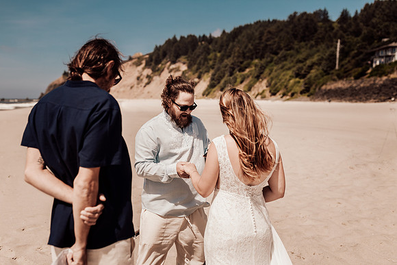 Ty-Sandy-lincoln-city-oregon-roads-end-elopement-photographer-9458