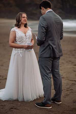 Eric-Kylee-Fishing-Rock-Elopement-Depoe-Bay-0regon-Photos-9246