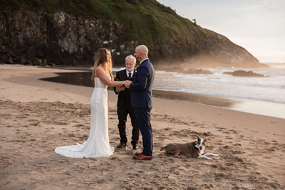 Jillian-Peter-Depoe-Bay-Oregon-Elopement-photos-4