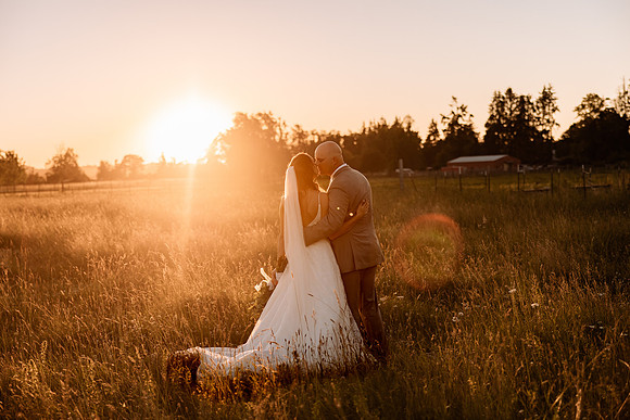 Chris-Victoria-Wedding-Photos-2022-Oregon-PORTRAITS (46)