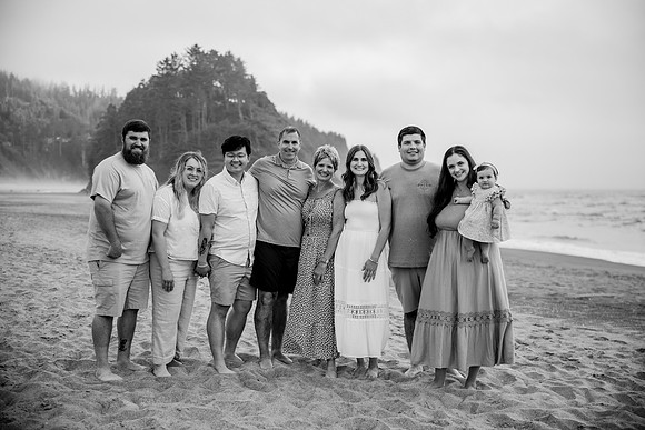 Marybeth-Neskowin-Oregon-Family-Photos-2025 (4 of 78)