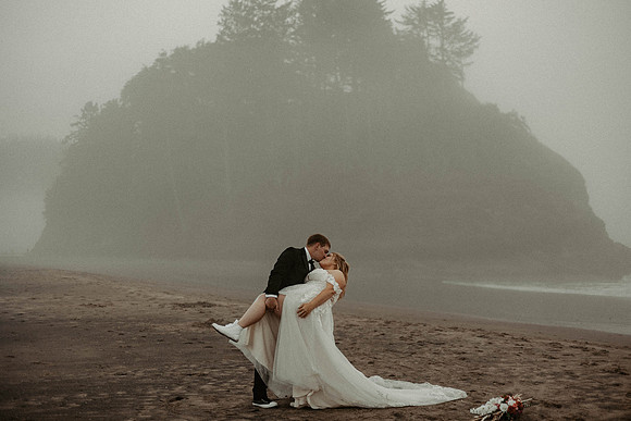 Dalten-MacKenzie-Neskowin-oregon-Elopement-photos (35 of 70)