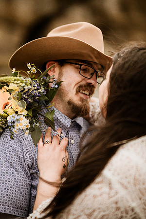 Trevyn-Ky-Otter-Crest-Devils-Punchbowl-Depoe-Bay-Oregon-Elopement-Photos-9776