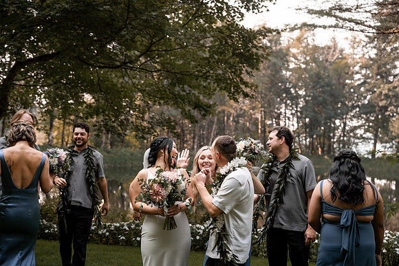 Ryan-Lynsie-Bridal-Veil-Lakes-Portland-Oregon-Weddingg-75