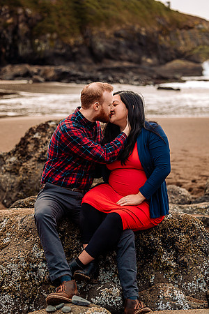 Dylan-Johanna-Fogarty-Creek-Oregon-Engagement-Maternity-Photos (23 of 49)