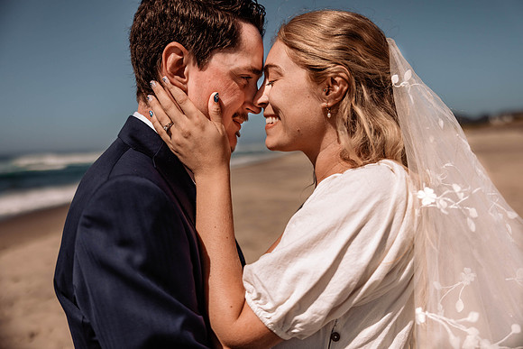 Graeson-Helen-Neskowin-Elopement-Photos-9438