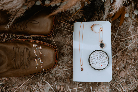 DYLAN-CLAIRE-WEDDING-DETAIL-PHOTOS-45