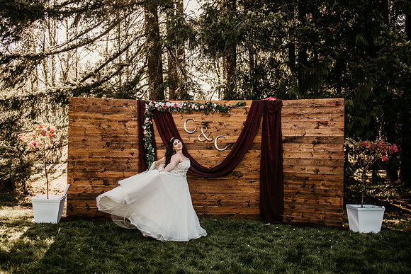 Connor-Cierra-Ranier-Washington-Barn-Rustic-Wedding-Washington-Wedding-Photos-0048