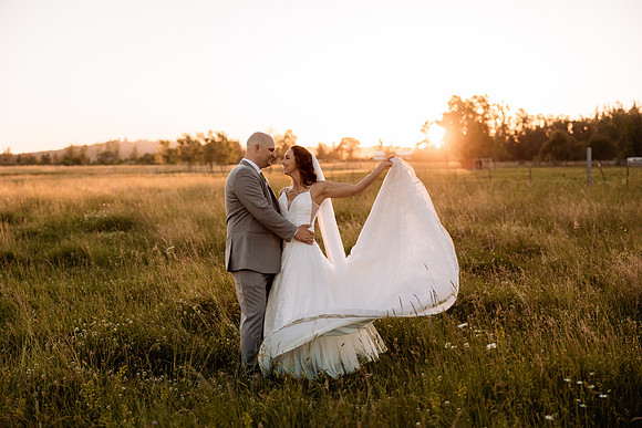 Chris-Victoria-Wedding-Photos-2022-Oregon-PORTRAITS (67)