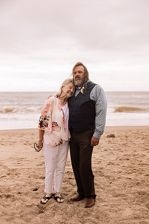 Jeff-April-Inn-Spanish-Head-Lincoln-City-oregon-Wedding-2022 (179 of 299)