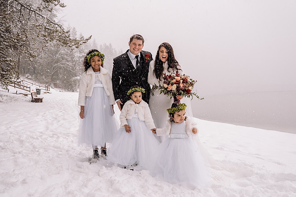 Tyler-Brittani-Lake-Priest-Idaho-Winter-Snow-Wedding-2021-03818