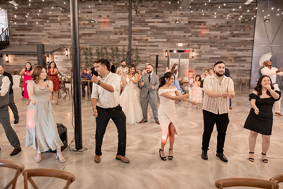 Kara-Sam-Simple-Affairs-Vegas-Wedding-Photos-321