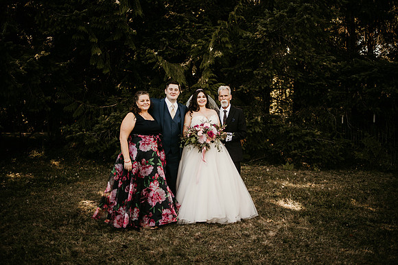 Connor-Cierra-Ranier-Washington-Barn-Rustic-Wedding-Washington-Wedding-Photos-9148