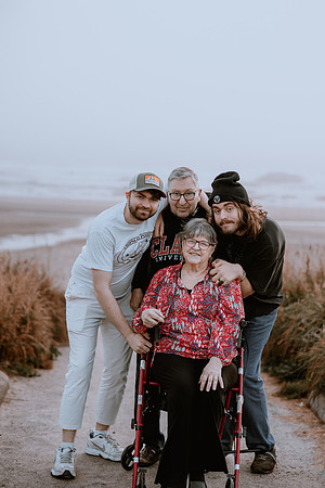 Oregon-Family-Photos-2025 (3 of 25)