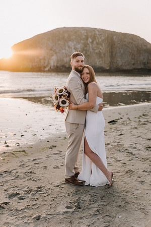 JARED-ALEX-SEAL-ROCK-OREGON-ELOPEMENT-PHOTOS (223 of 241)