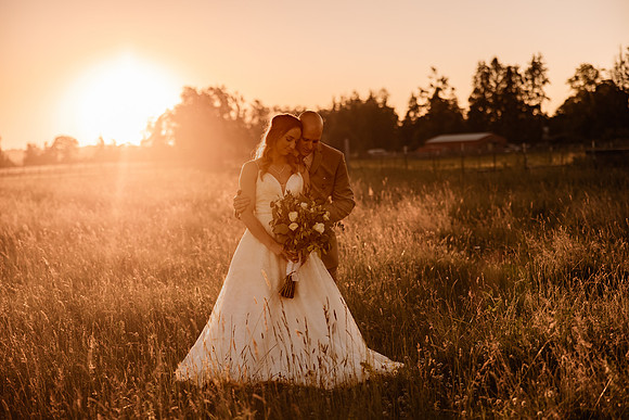 Chris-Victoria-Wedding-Photos-2022-Oregon-PORTRAITS (30)