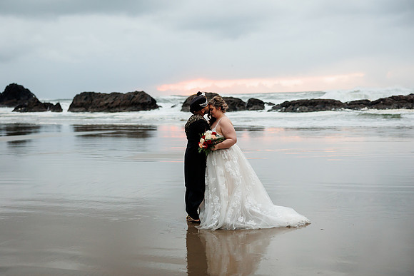 Tandi-Bobby-Seal-Rock-Oregon-Intimate-Elopement-photos-0963