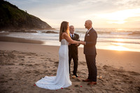 Jillian-Peter-Depoe-Bay-Oregon-Elopement-photos-15