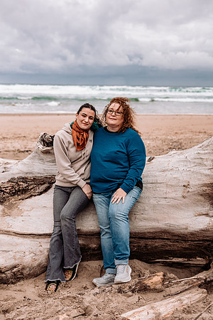 Katy-Family-Photos-2024-Rockaway-Oregon (15 of 38)