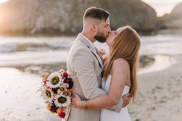 JARED-ALEX-SEAL-ROCK-OREGON-ELOPEMENT-PHOTOS (226 of 241)