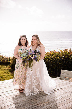 Darrick-Hillary-Gleneden-Oregon-Beach-Elopement-Photos