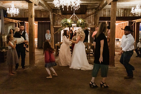 Gage-Mckayla-Adeline-Farm-Wedding-Photos-2021-1190