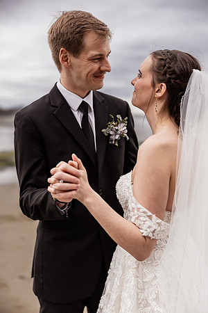 Nathan-Lacey-Newport-Oregon-Elopement-Photos-2025 (66 of 101)