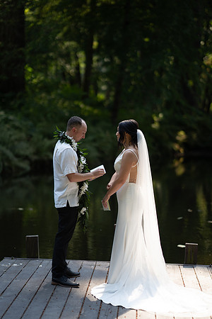 Ryan-Lynsie-Bridal-Veil-Lakes-Portland-Oregon-Weddingg-23