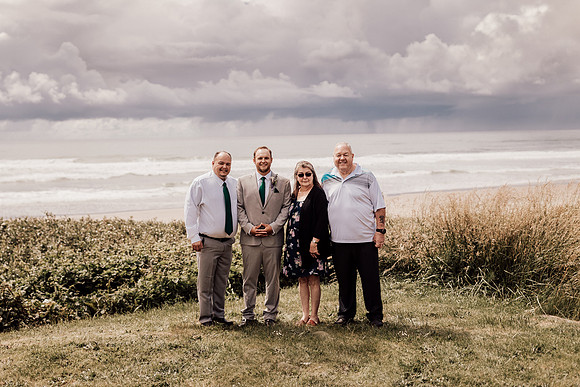 Annie-Ryan-Lincoln-city-roads-end-park-oregon-elopement-photos-69