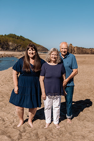 Megan-Fogarty-Creek-Oregon-Family-Photos-2022 (121 of 74)