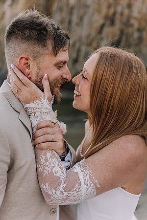JARED-ALEX-SEAL-ROCK-OREGON-ELOPEMENT-PHOTOS (138 of 241)