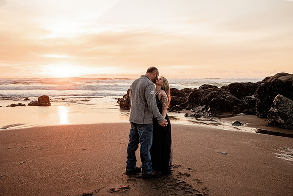 Stuart-Monique-Lincoln-City-Fogarty-creek-Oregon-Couples-Photos-2982