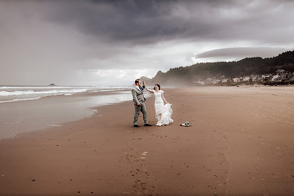 Annie-Ryan-Lincoln-city-roads-end-park-oregon-elopement-photos-195