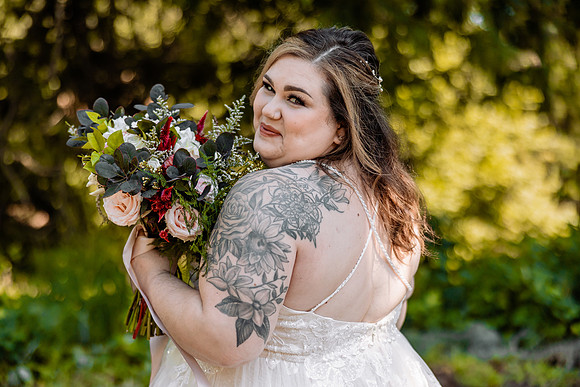 Taylor-Kim-Wedding-Lavender-Owl-Farm-Canby-Oregon-9703