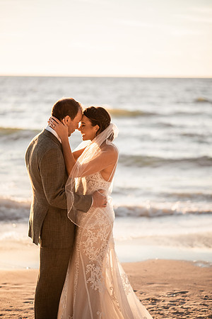 Bennett-Tamra-Sunset-Beach-House-Wedding-Saint-Peterburg-Florida-2021-2734